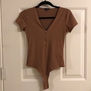 🍒3/$30 Dynamite adjustable bodysuit